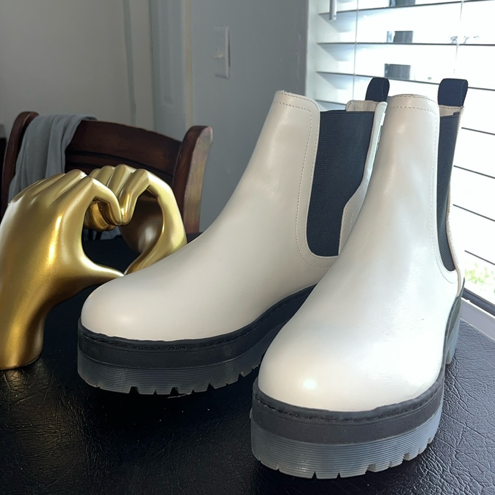 MIA Chunky ankle boots